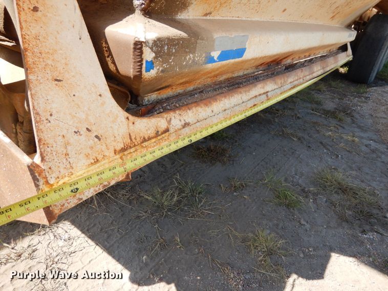 image for item DH6599 1993 Ranch 20423 bottom dump trailer