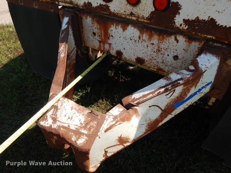 image for item DH6599 1993 Ranch 20423 bottom dump trailer