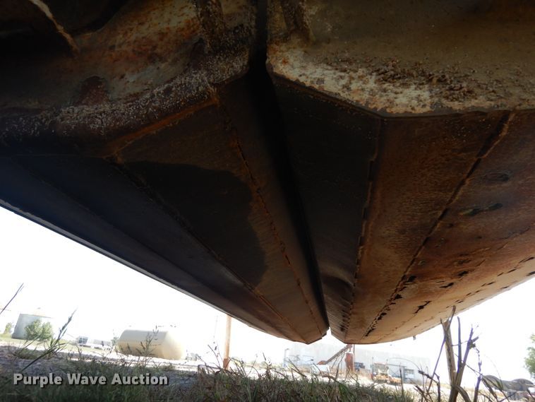 image for item DH6599 1993 Ranch 20423 bottom dump trailer