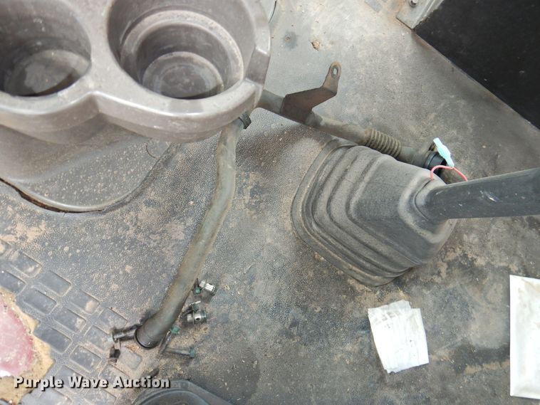 image for item DI0191 2013 Volvo VN  semi truck