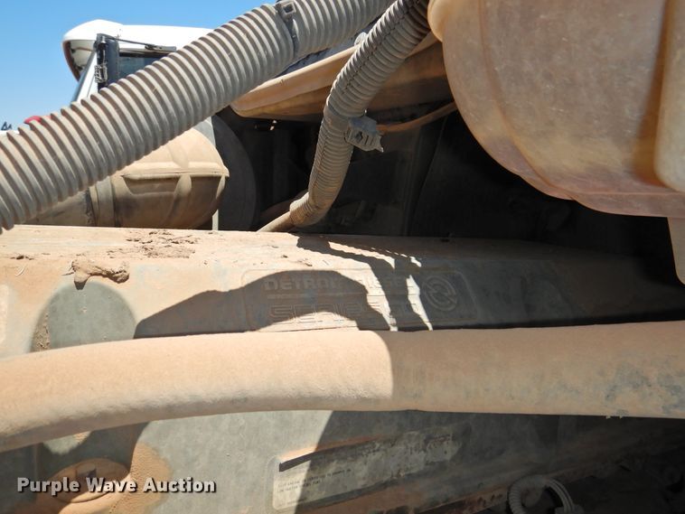 image for item DI0209 2006 Freightliner ST120 semi truck