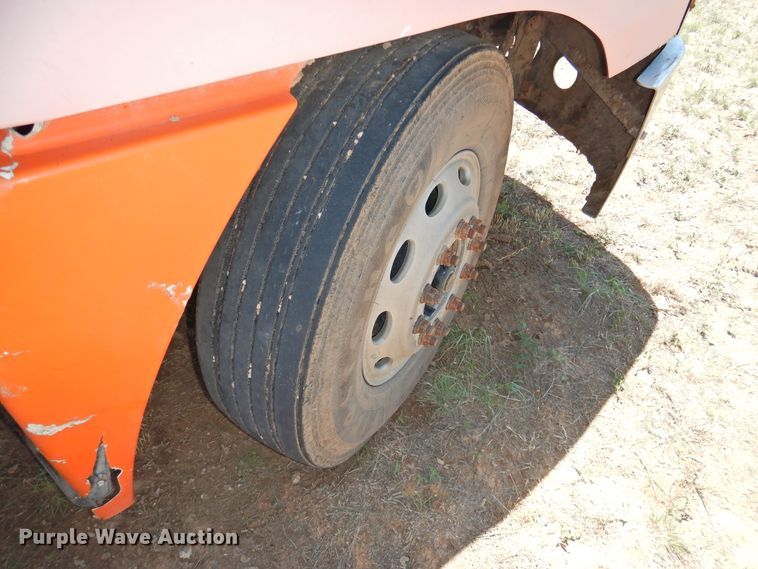 image for item DI0209 2006 Freightliner ST120 semi truck