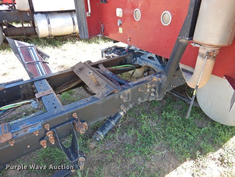 image for item DI0239 2007 International 9400i SBA  semi truck