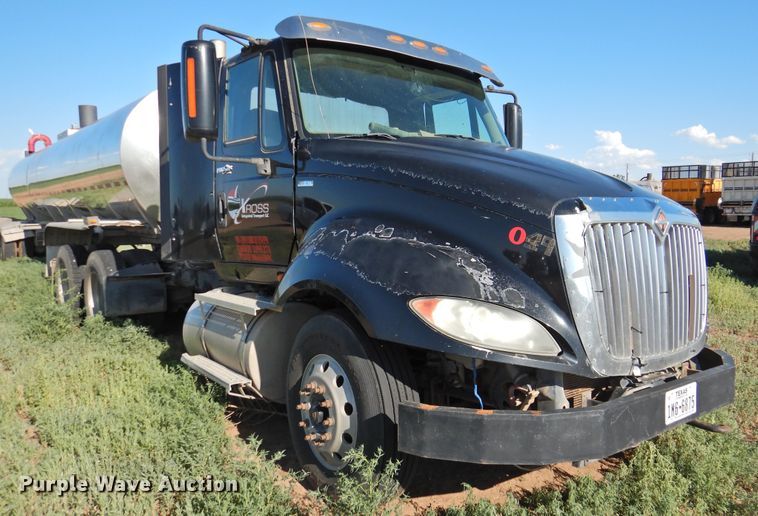 image for item DI0241 2011 International ProStar Premium  semi truck