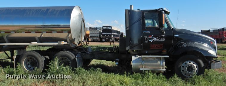 image for item DI0241 2011 International ProStar Premium  semi truck