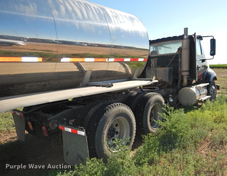 image for item DI0241 2011 International ProStar Premium  semi truck