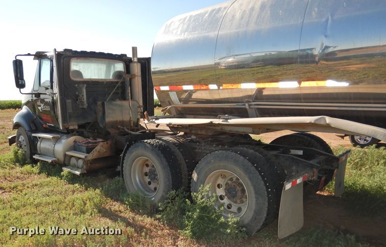 image for item DI0241 2011 International ProStar Premium  semi truck