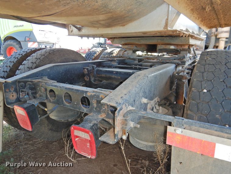 image for item DI0241 2011 International ProStar Premium  semi truck