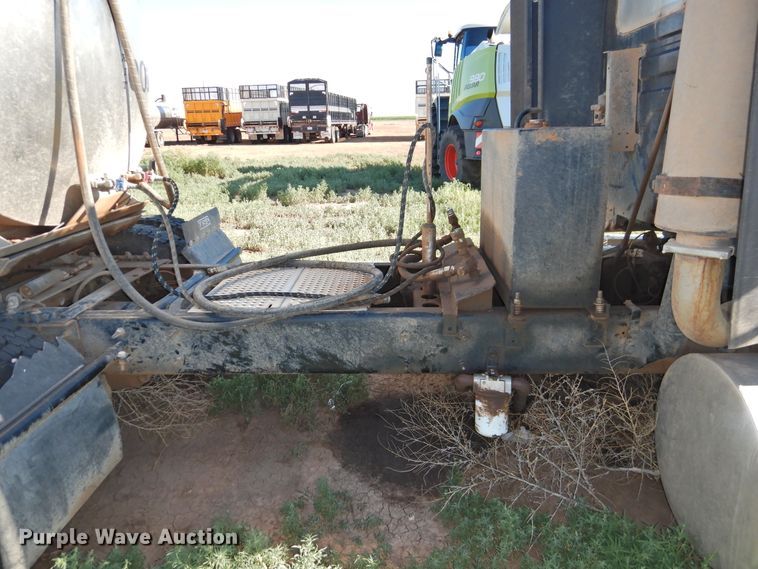 image for item DI0241 2011 International ProStar Premium  semi truck