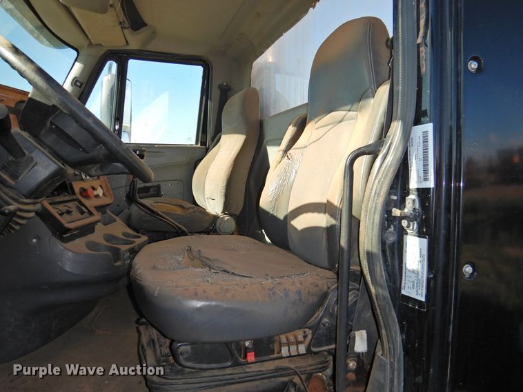 image for item DI0241 2011 International ProStar Premium  semi truck