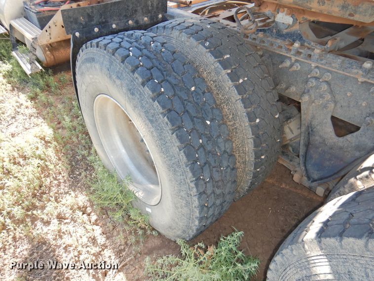 image for item DI0241 2011 International ProStar Premium  semi truck