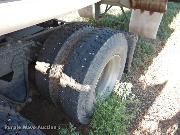 image for item DI0241 2011 International ProStar Premium  semi truck