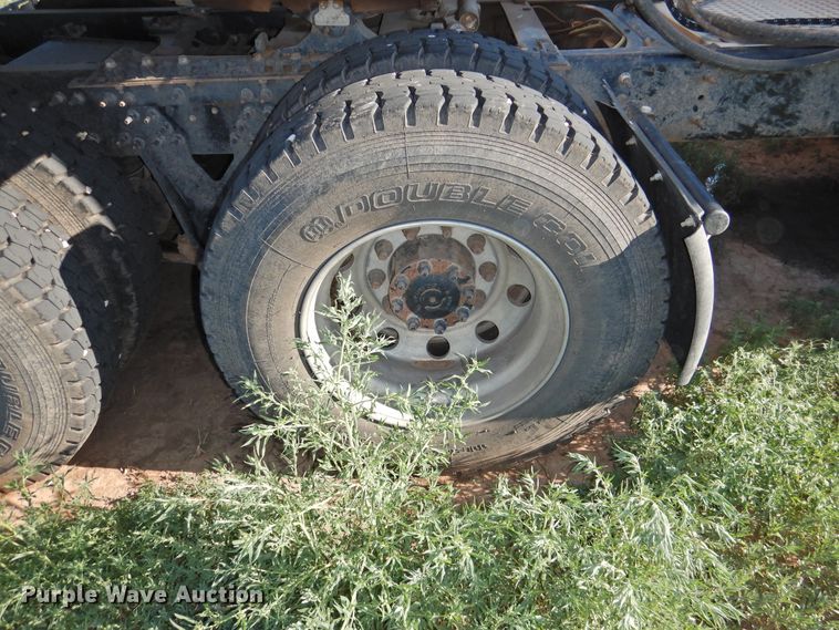 image for item DI0241 2011 International ProStar Premium  semi truck