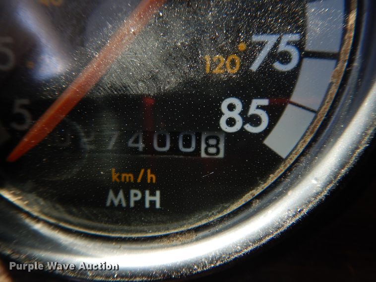 image for item DI7604 1997 Freightliner FLD  semi truck