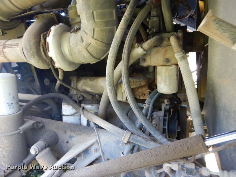 image for item DI8263 1987 International COF9670  semi truck