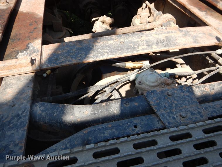 image for item DI8263 1987 International COF9670  semi truck