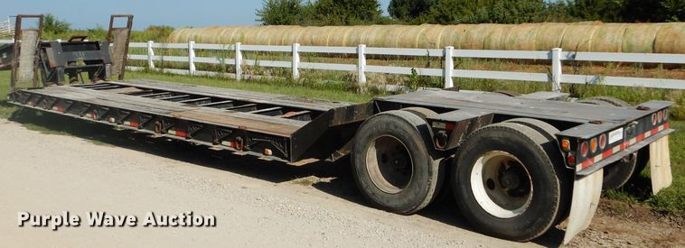 image for item DI8265 2006 Witzco RG35 lowboy equipment trailer