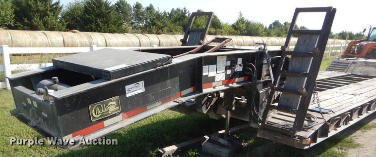 image for item DI8265 2006 Witzco RG35 lowboy equipment trailer