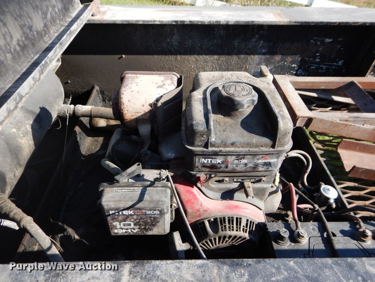 image for item DI8265 2006 Witzco RG35 lowboy equipment trailer