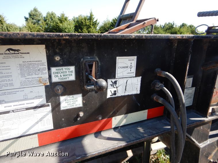 image for item DI8265 2006 Witzco RG35 lowboy equipment trailer