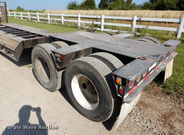 image for item DI8265 2006 Witzco RG35 lowboy equipment trailer