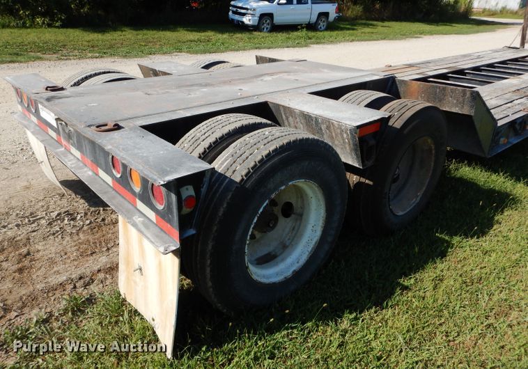 image for item DI8265 2006 Witzco RG35 lowboy equipment trailer
