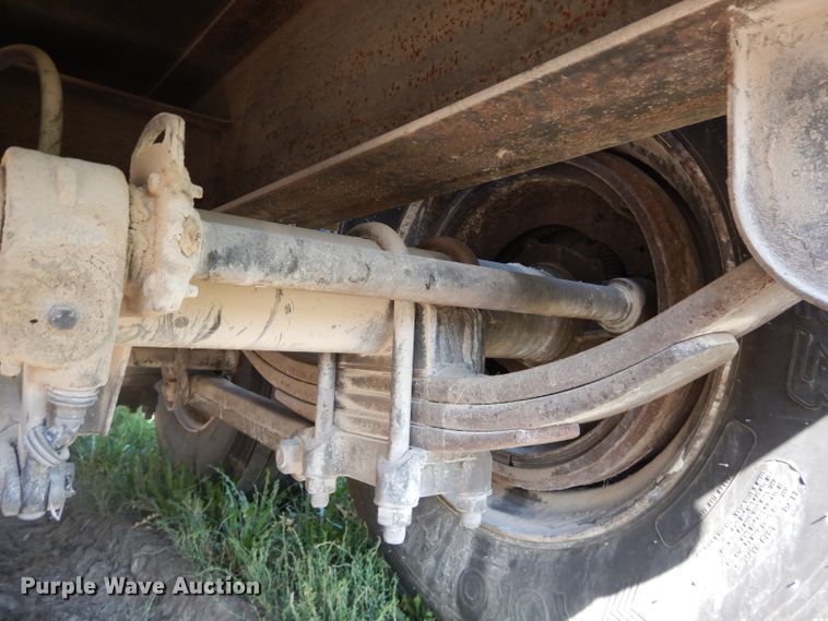 image for item DI8265 2006 Witzco RG35 lowboy equipment trailer