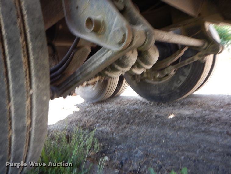 image for item DI8265 2006 Witzco RG35 lowboy equipment trailer