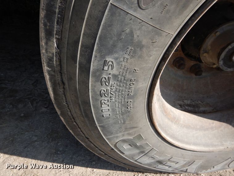 image for item DI8265 2006 Witzco RG35 lowboy equipment trailer