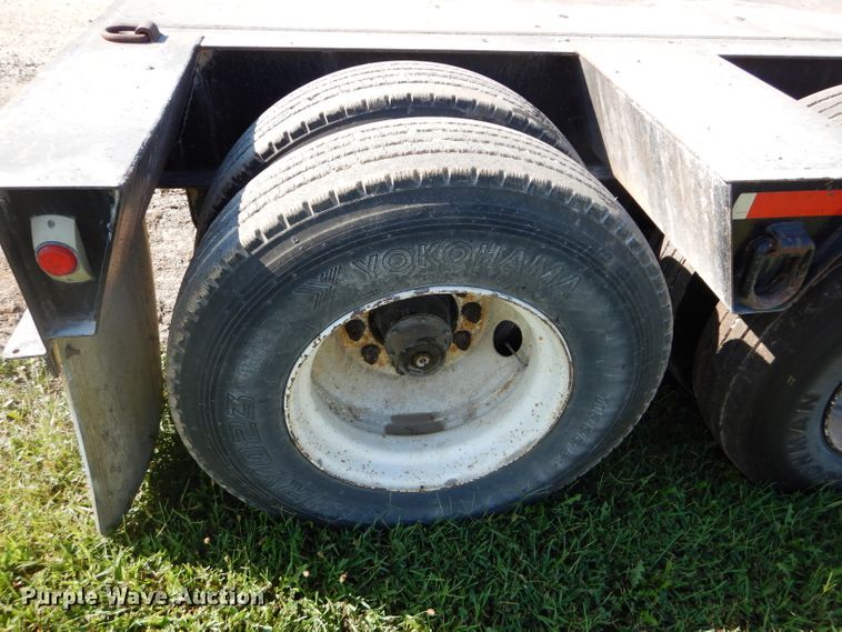 image for item DI8265 2006 Witzco RG35 lowboy equipment trailer