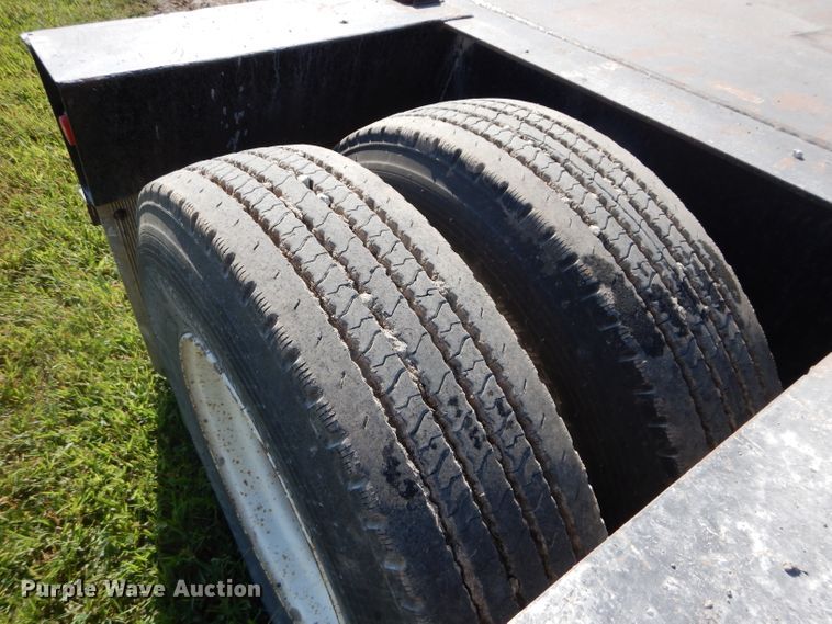 image for item DI8265 2006 Witzco RG35 lowboy equipment trailer