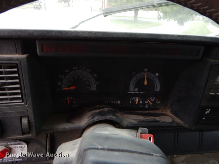 image for item DI8269 1994 Chevrolet Kodiak  dump truck