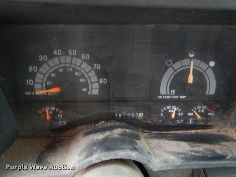 image for item DI8269 1994 Chevrolet Kodiak  dump truck