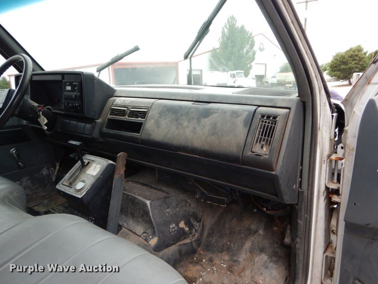 image for item DI8269 1994 Chevrolet Kodiak  dump truck