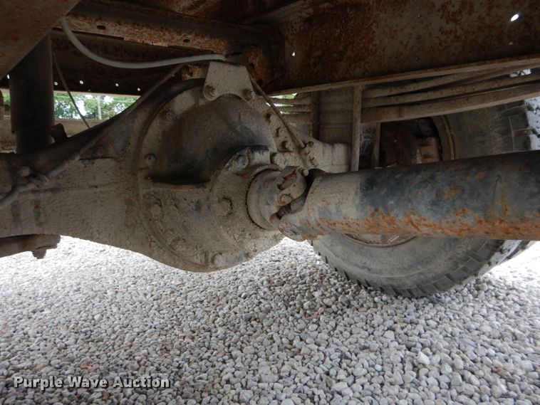 image for item DI8269 1994 Chevrolet Kodiak  dump truck