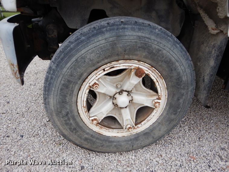 image for item DI8269 1994 Chevrolet Kodiak  dump truck