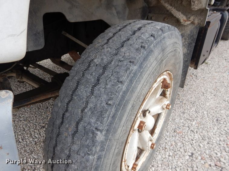 image for item DI8269 1994 Chevrolet Kodiak  dump truck