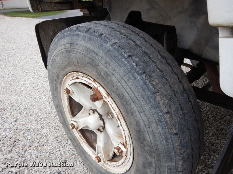 image for item DI8269 1994 Chevrolet Kodiak  dump truck