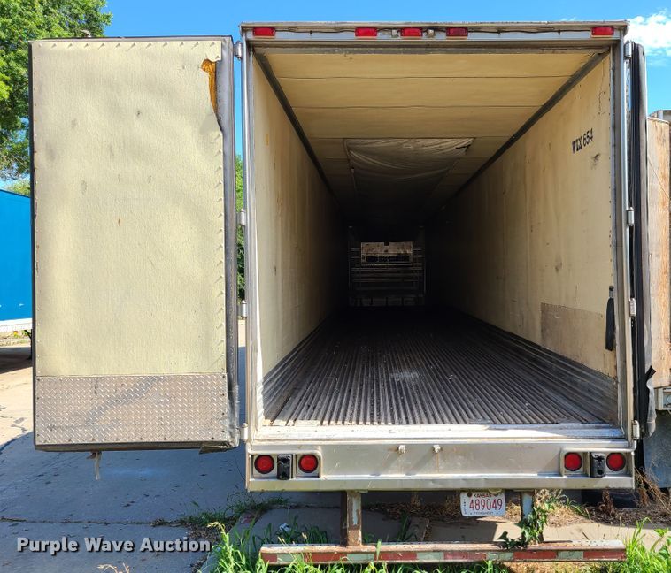 image for item EL9905 1999 Utility refrigerated van trailer