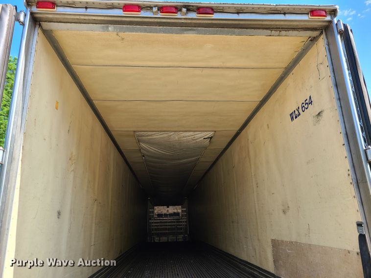 image for item EL9905 1999 Utility refrigerated van trailer