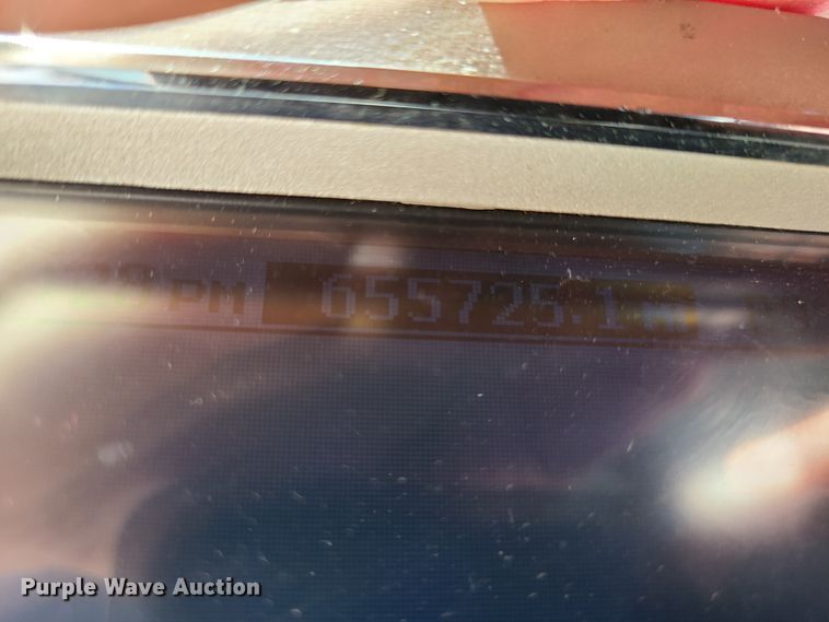 image for item EL9982 2013 Mack CXU613  semi truck