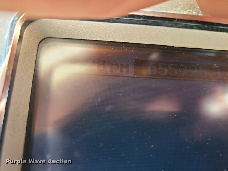 image for item EL9982 2013 Mack CXU613  semi truck