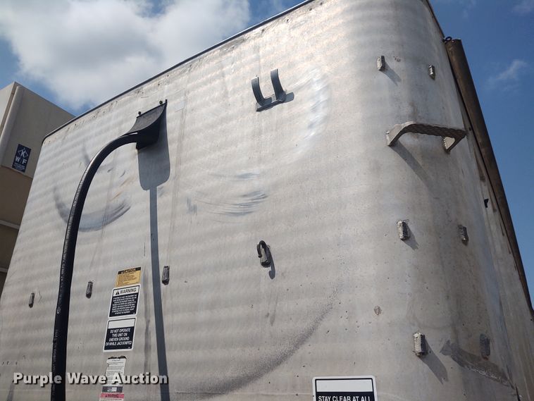 image for item EQ9412 2013 Kruz end dump trailer