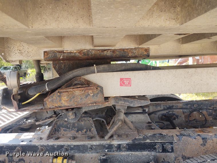 image for item EQ9412 2013 Kruz end dump trailer