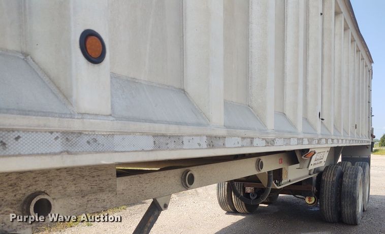 image for item EQ9412 2013 Kruz end dump trailer