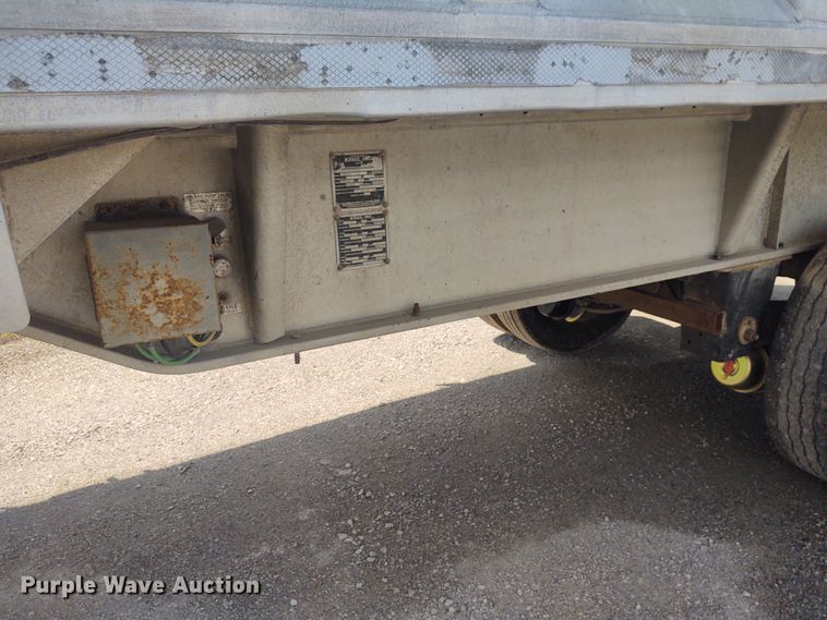 image for item EQ9412 2013 Kruz end dump trailer