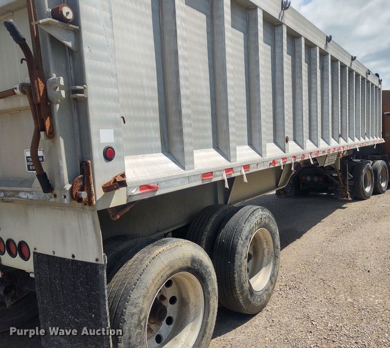 image for item EQ9412 2013 Kruz end dump trailer