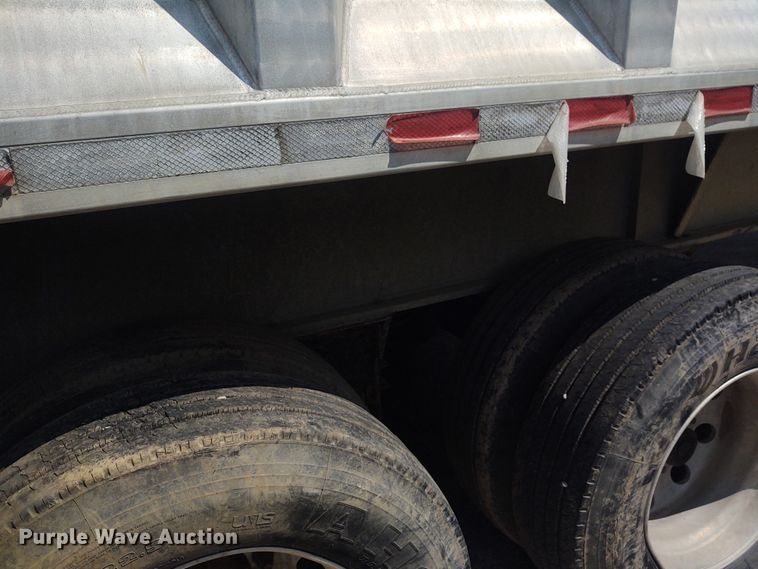 image for item EQ9412 2013 Kruz end dump trailer