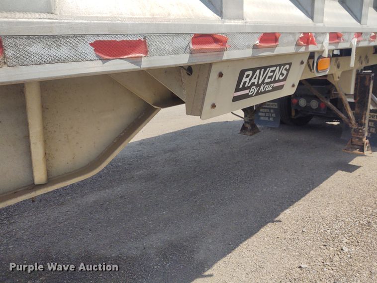 image for item EQ9412 2013 Kruz end dump trailer