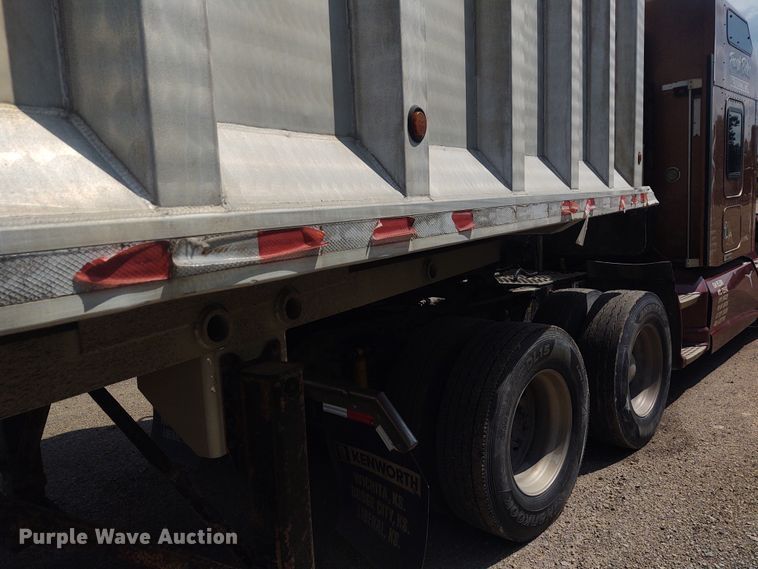image for item EQ9412 2013 Kruz end dump trailer